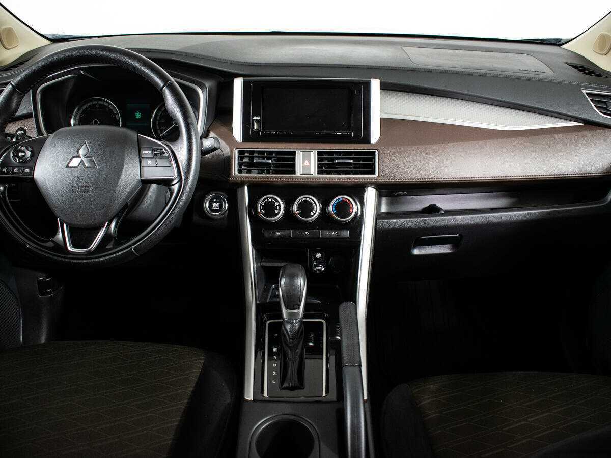Mitsubishi Xpander Cross, 2022 Фото №13
