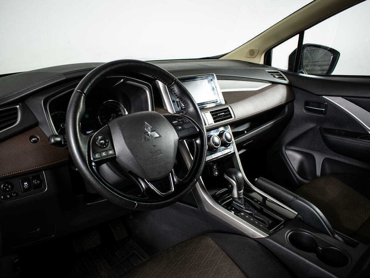 Mitsubishi Xpander Cross, 2022 Фото №14