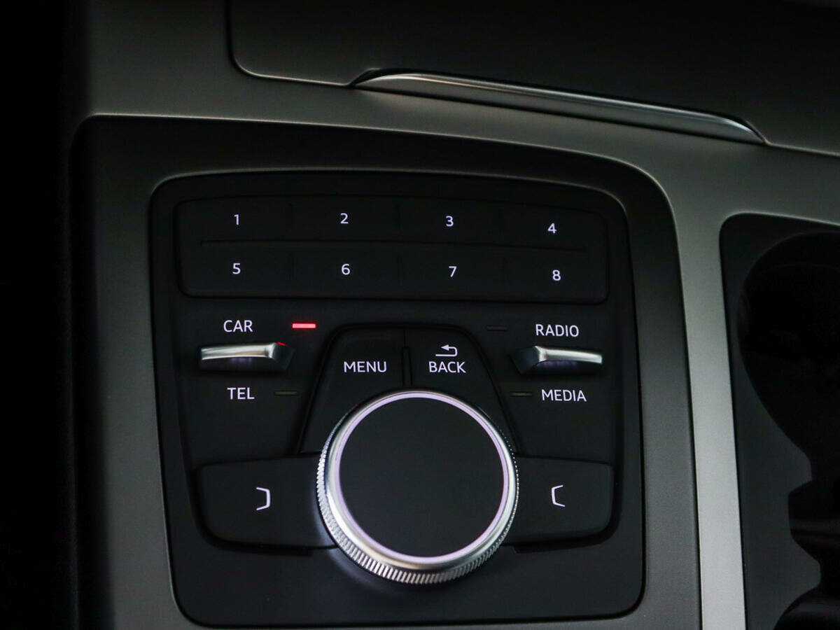 Audi Q7, 2018 Фото №17