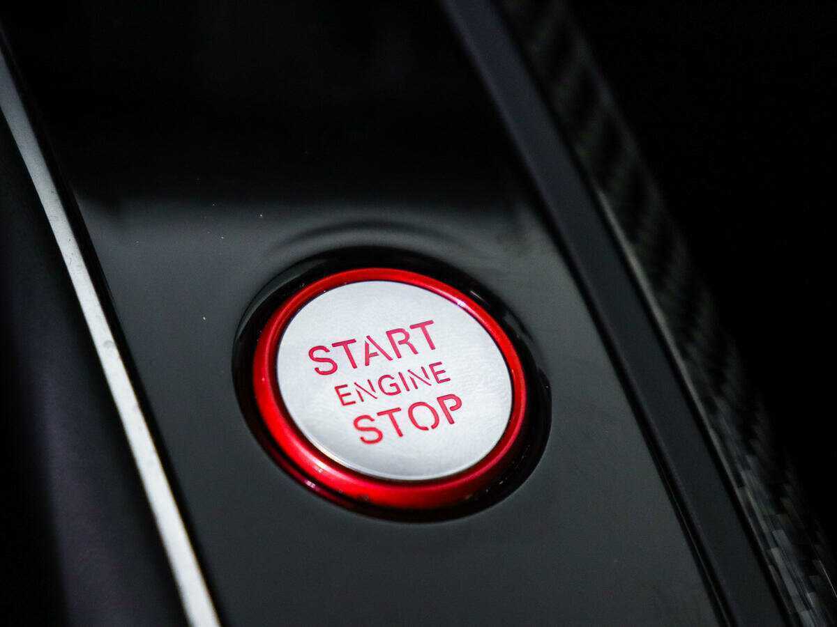 Audi RS 6, 2015 Фото №17