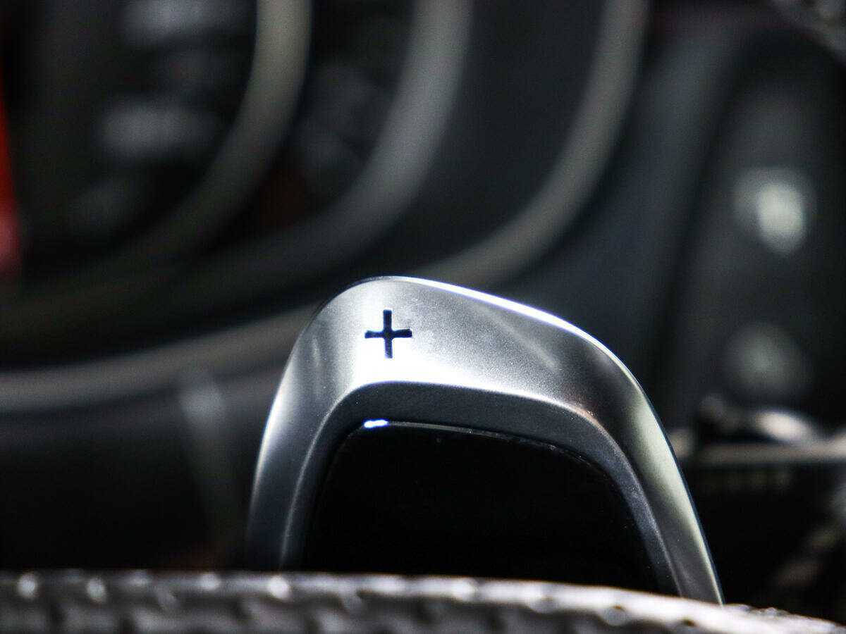 Audi RS 6, 2015 Фото №20