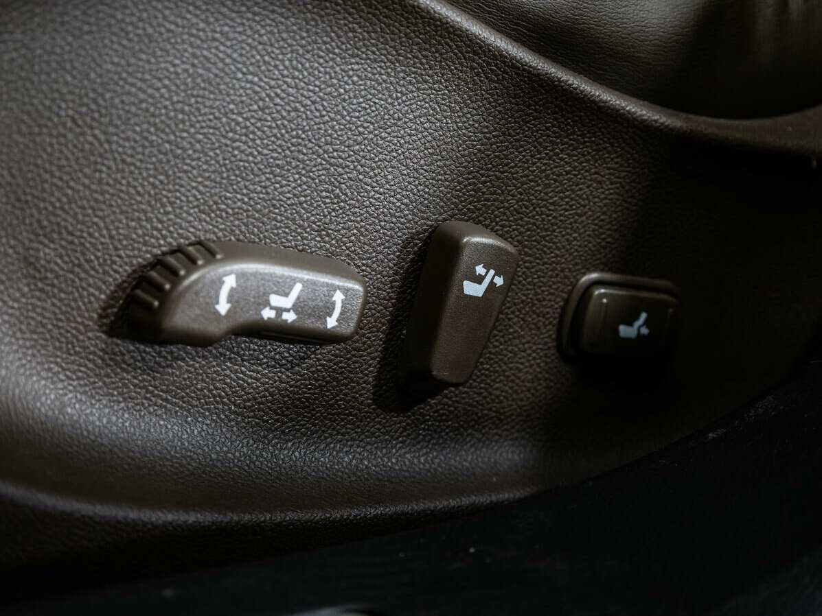 Infiniti FX50, 2008 Фото №18