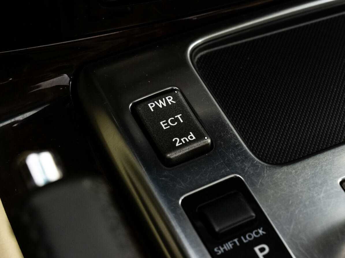 Lexus LX 570, 2008 Фото №15