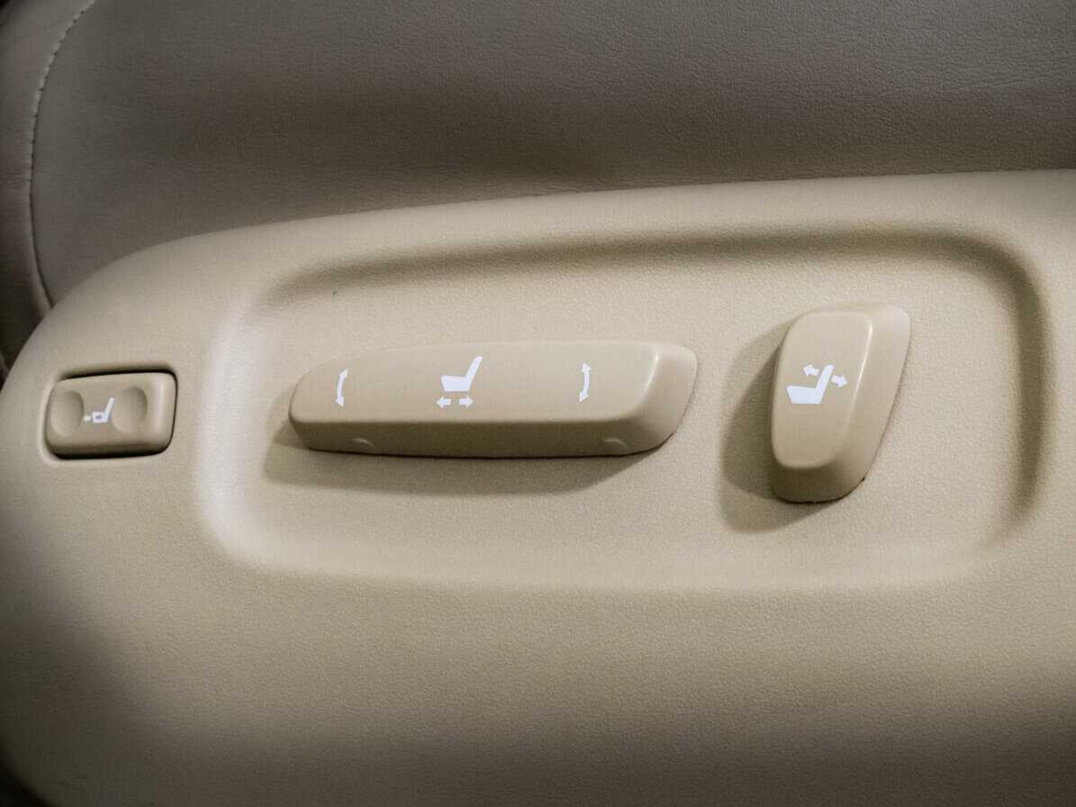 Lexus LX 570, 2008 Фото №27