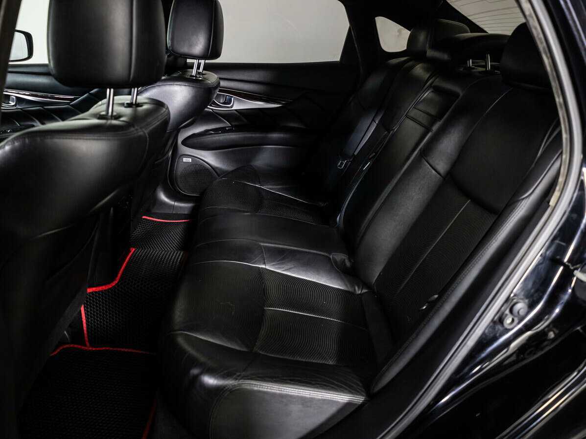 Infiniti M25, 2010 Фото №9