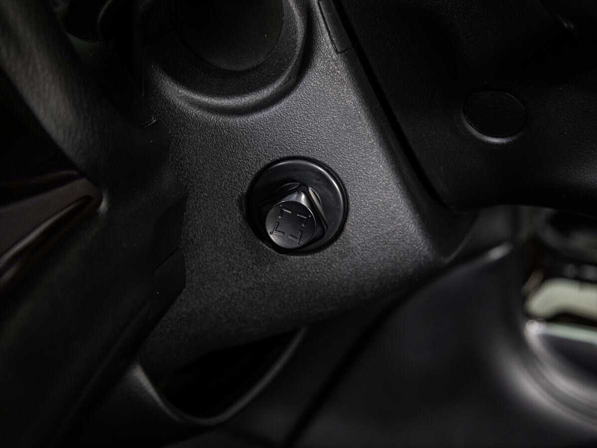 Infiniti M25, 2010 Фото №22