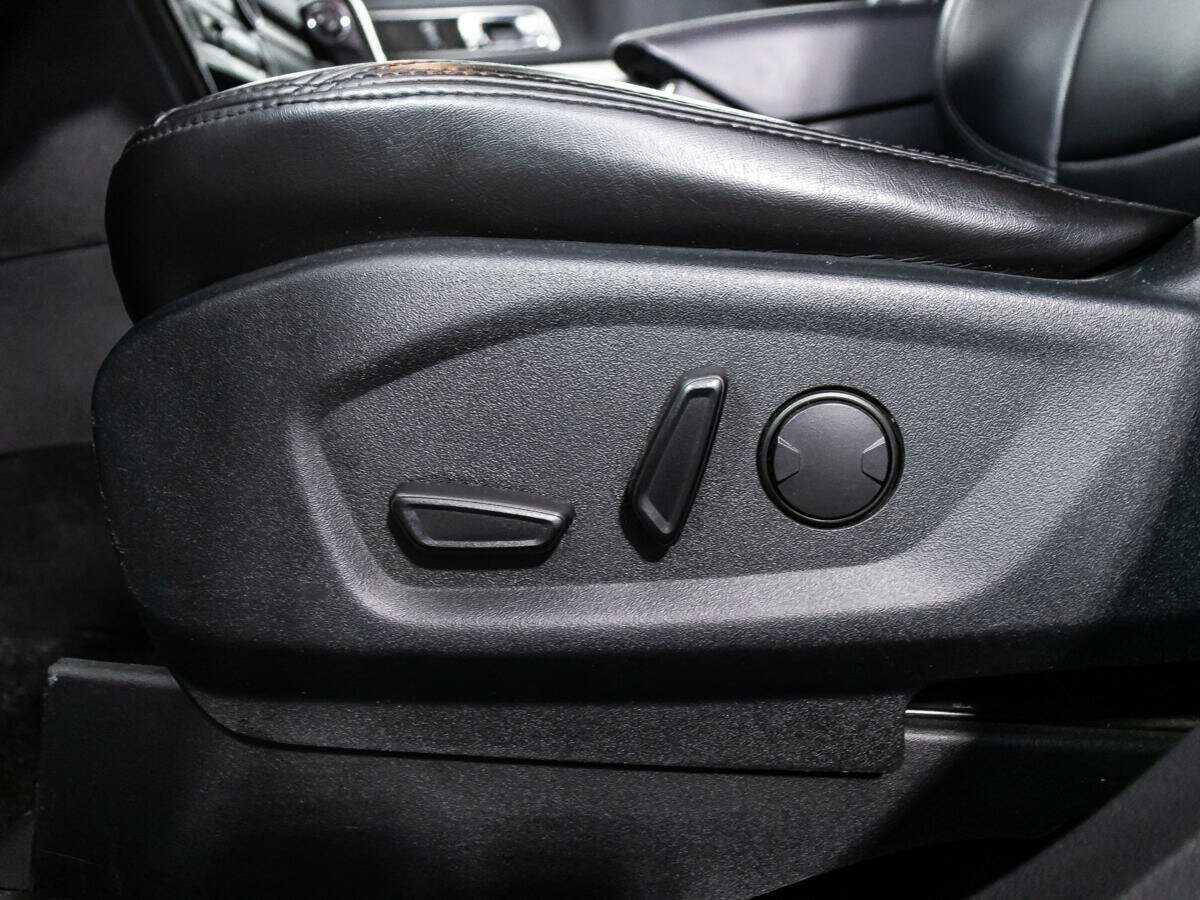 Ford Explorer, 2019 Фото №18