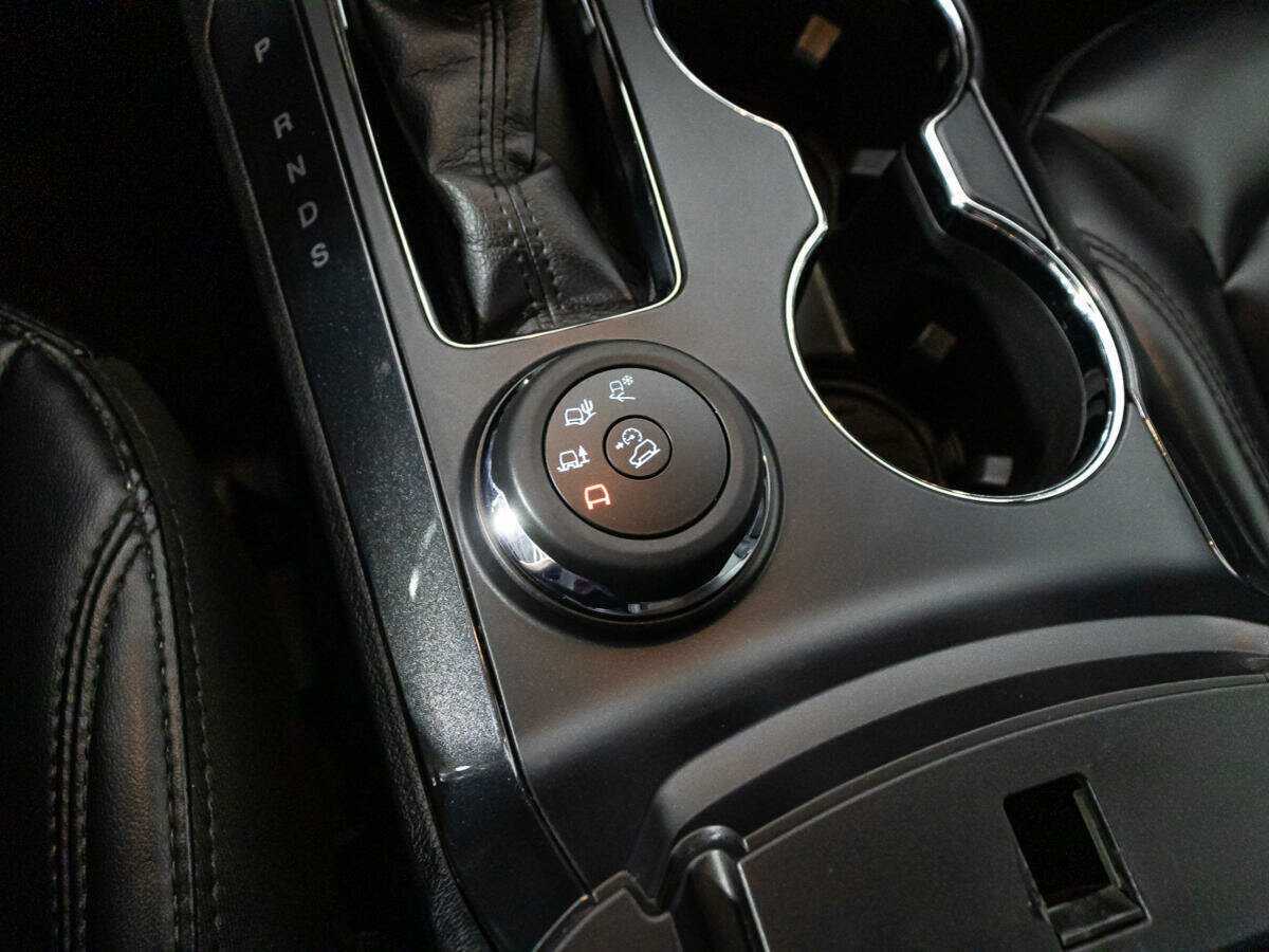 Ford Explorer, 2019 Фото №19