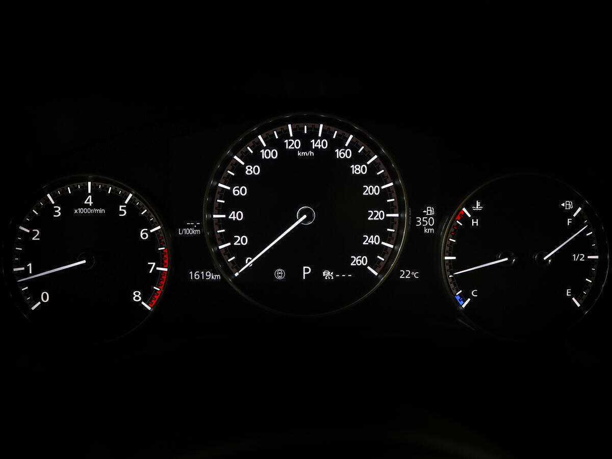 Mazda 3, 2023 Фото №9