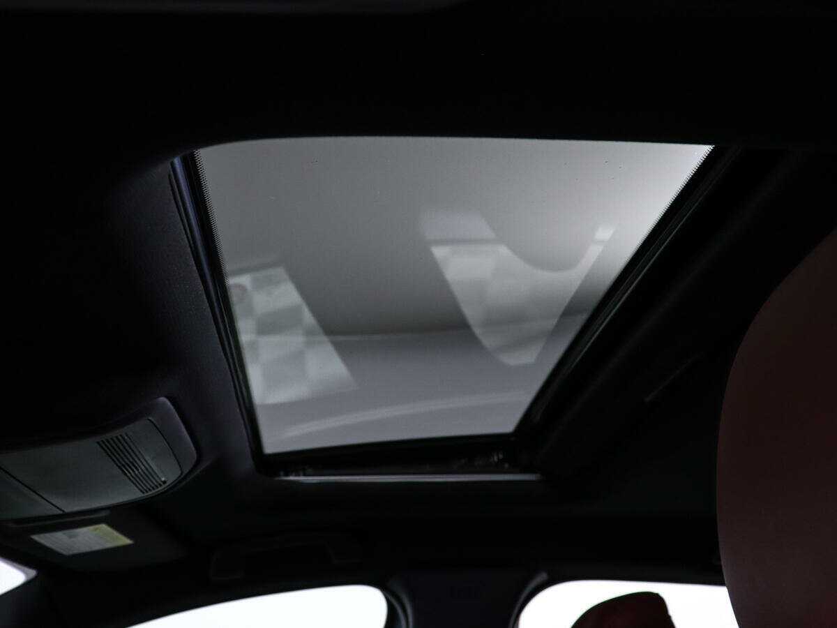 Mazda 3, 2023 Фото №22