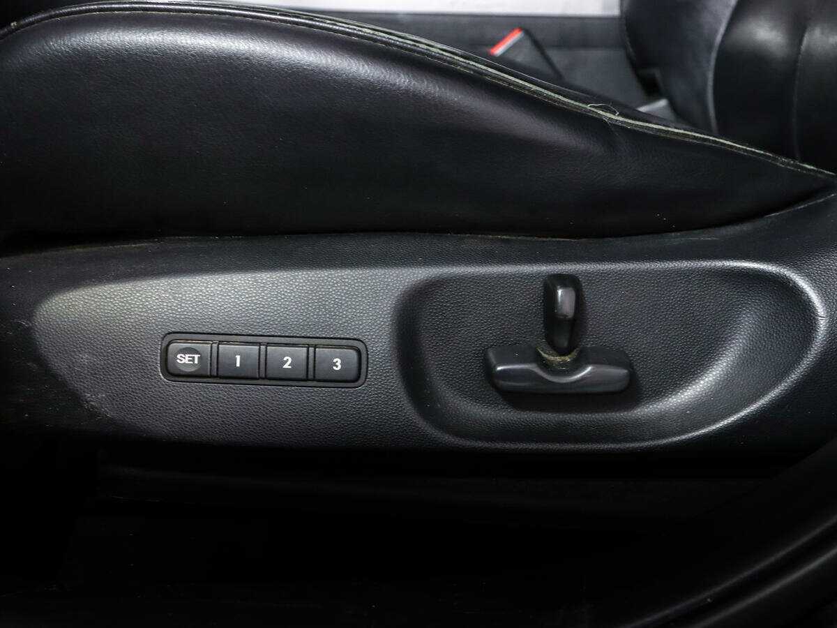 Mazda CX-7, 2010 Фото №17