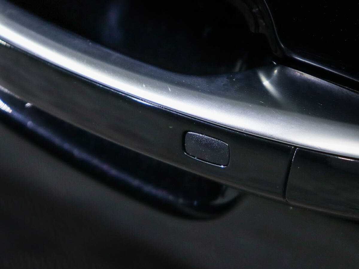 Kia K900, 2019 Фото №16