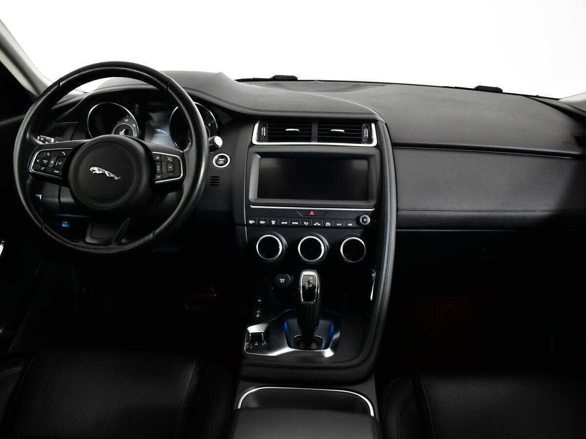 Jaguar E-Pace, 2019 Фото №11
