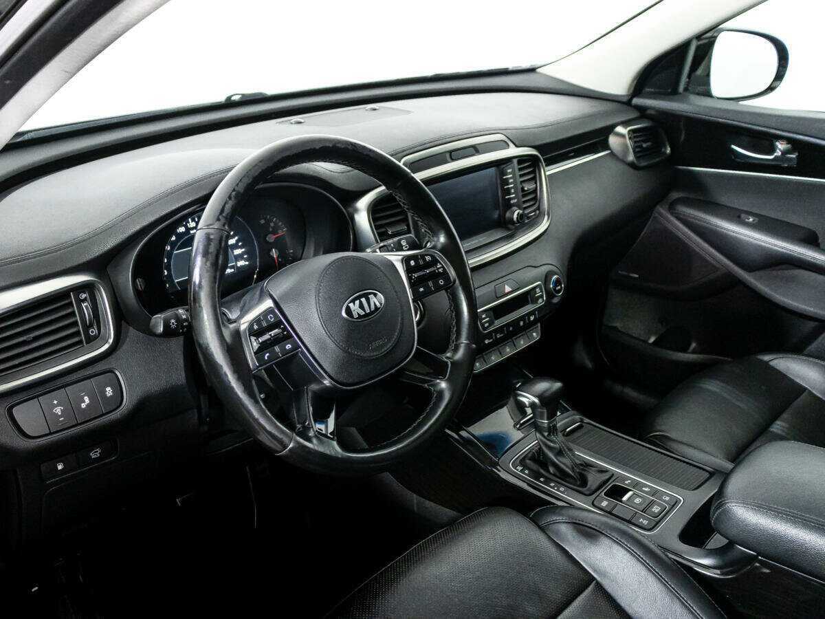 Kia Sorento, 2018 Фото №11