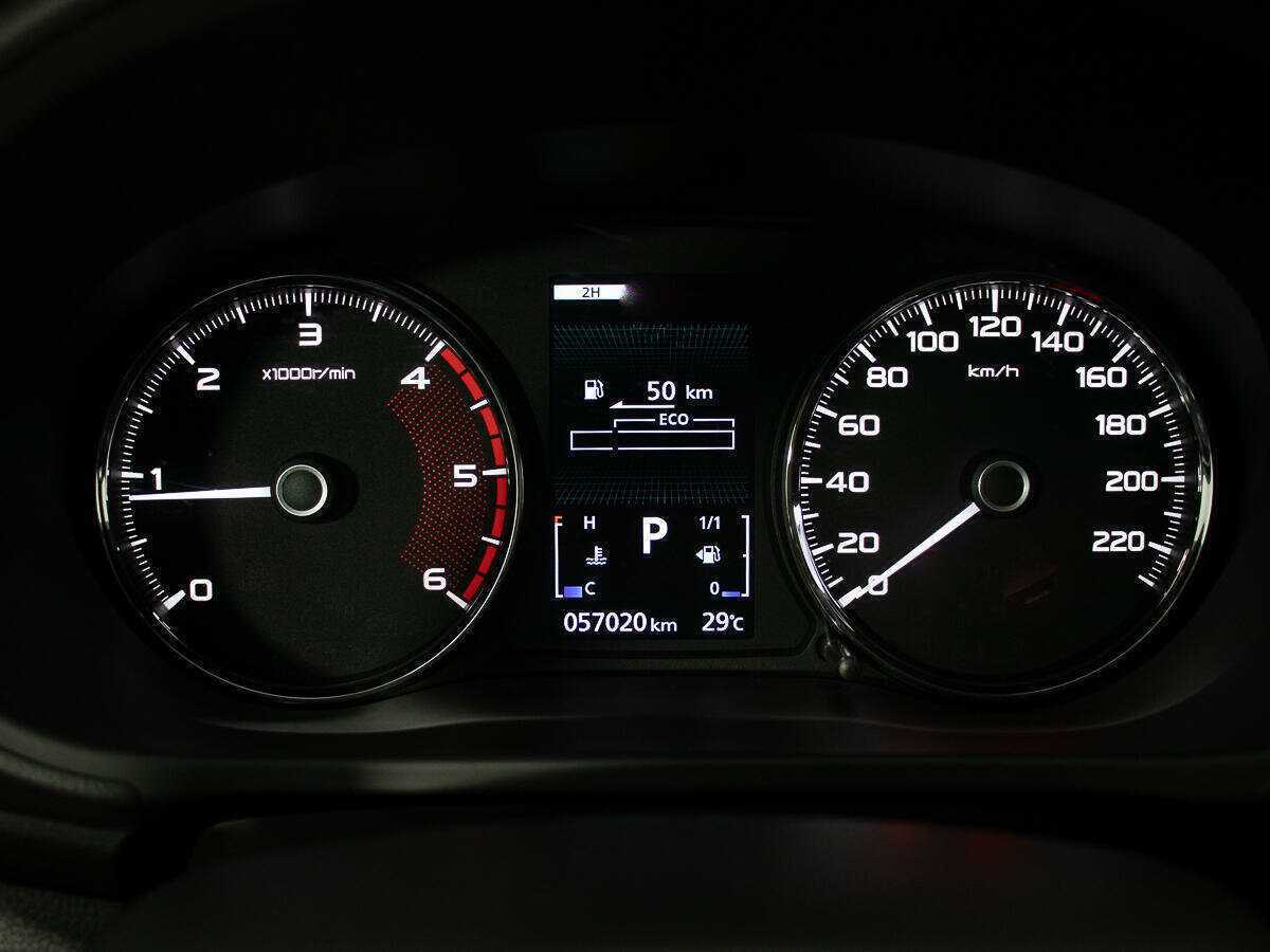 Mitsubishi Pajero Sport, 2018 Фото №12