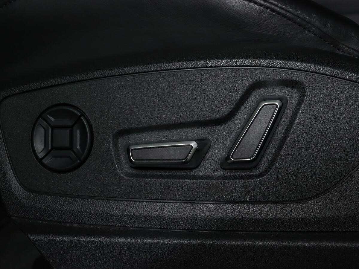 Audi e-tron 55, 2020 Фото №21