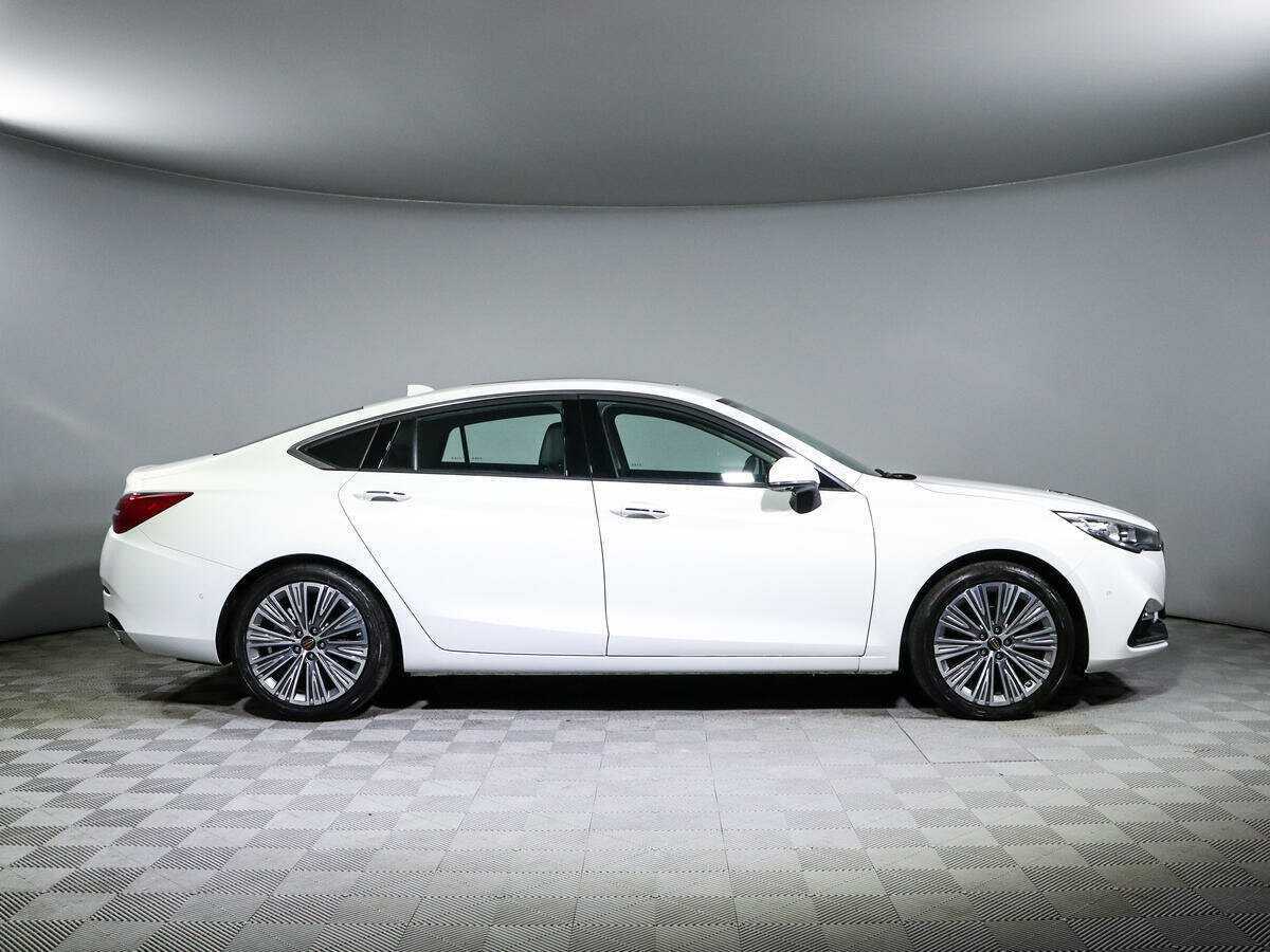 Hongqi H5, 2022 - 64 км. | Фото №4