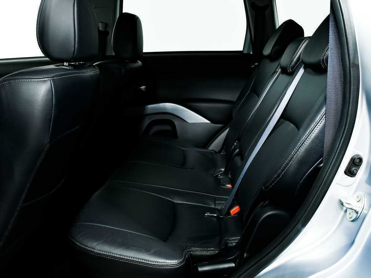 Mitsubishi Outlander, 2011 Фото №12