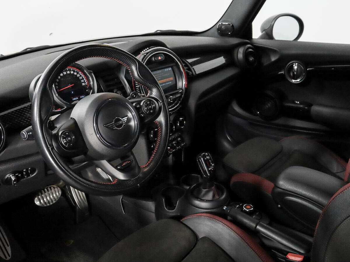 Mini Hatch JCW John Cooper Works, 2018 Фото №9