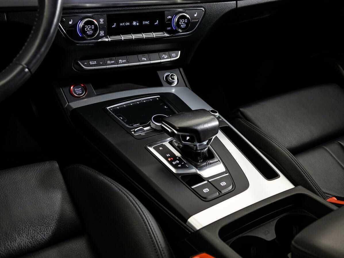 Audi Q5, 2018 Фото №12