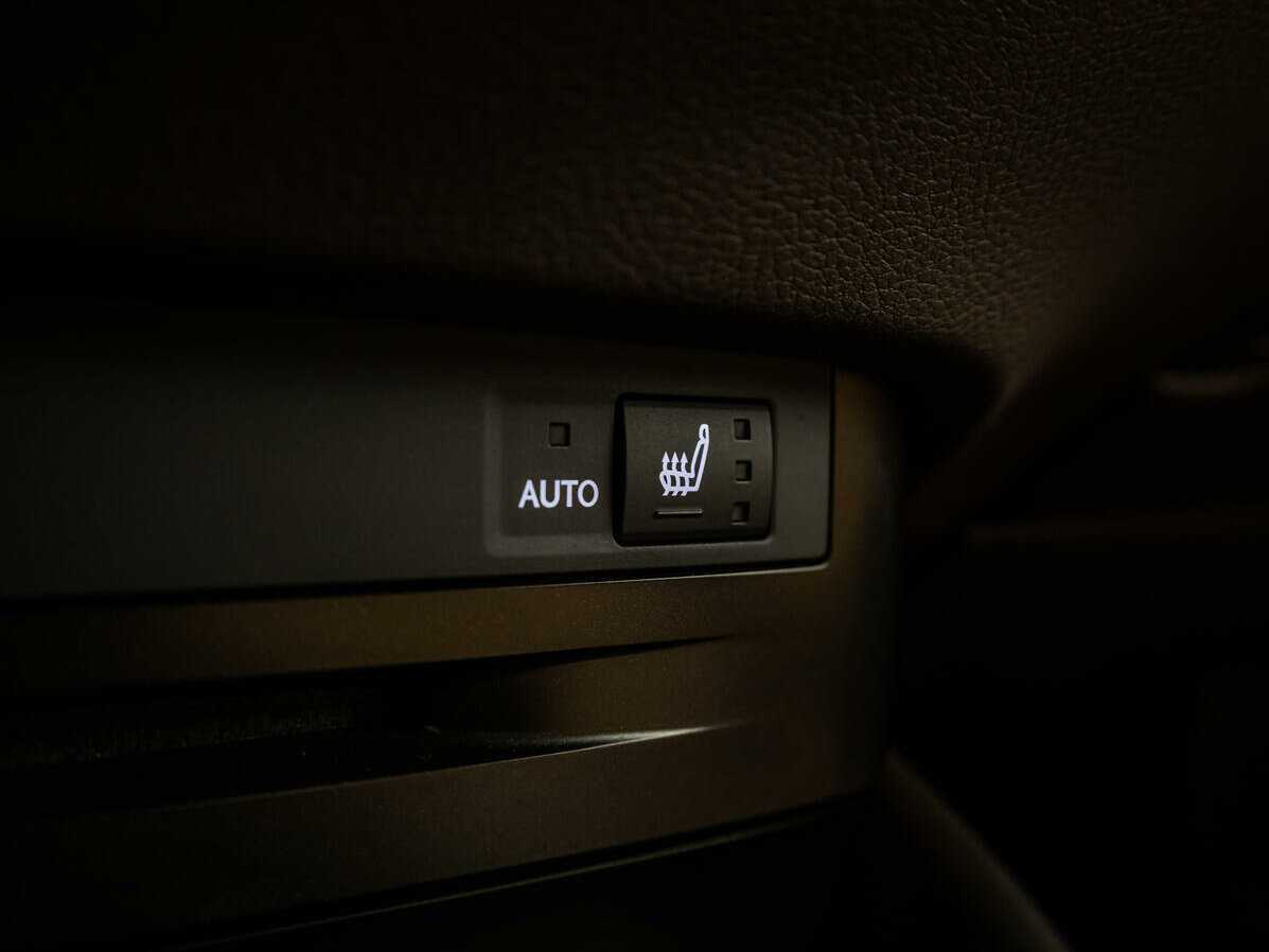 Lexus ES 250, 2020 Фото №16