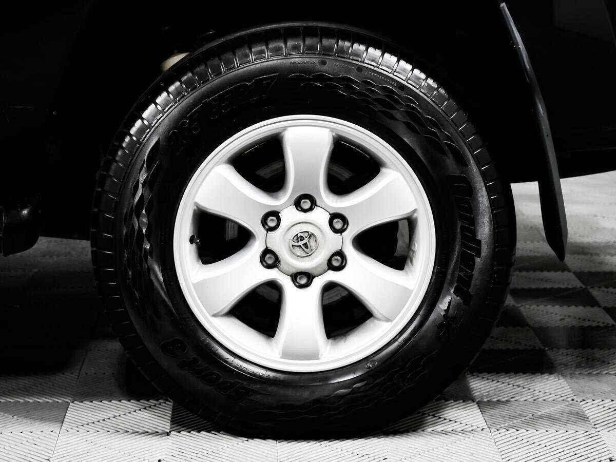 Toyota 4Runner, 2003 Фото №14