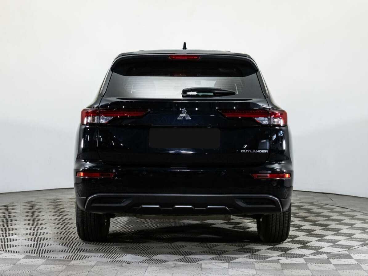 Mitsubishi Outlander, 2023 - 3 375 км. | Фото №5