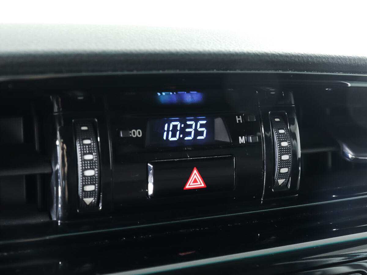 Toyota Fortuner, 2017 Фото №20