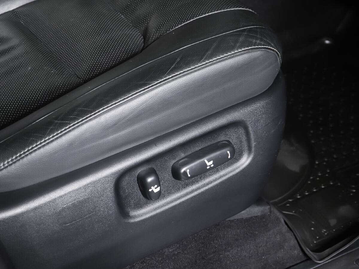 Toyota Land Cruiser, 2021 Фото №15