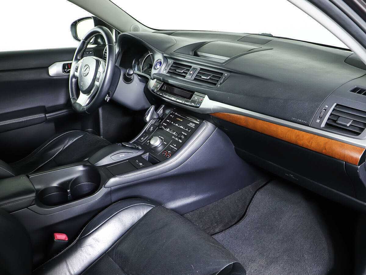 Lexus CT 200h, 2011 - 140 922 км. | Фото №8