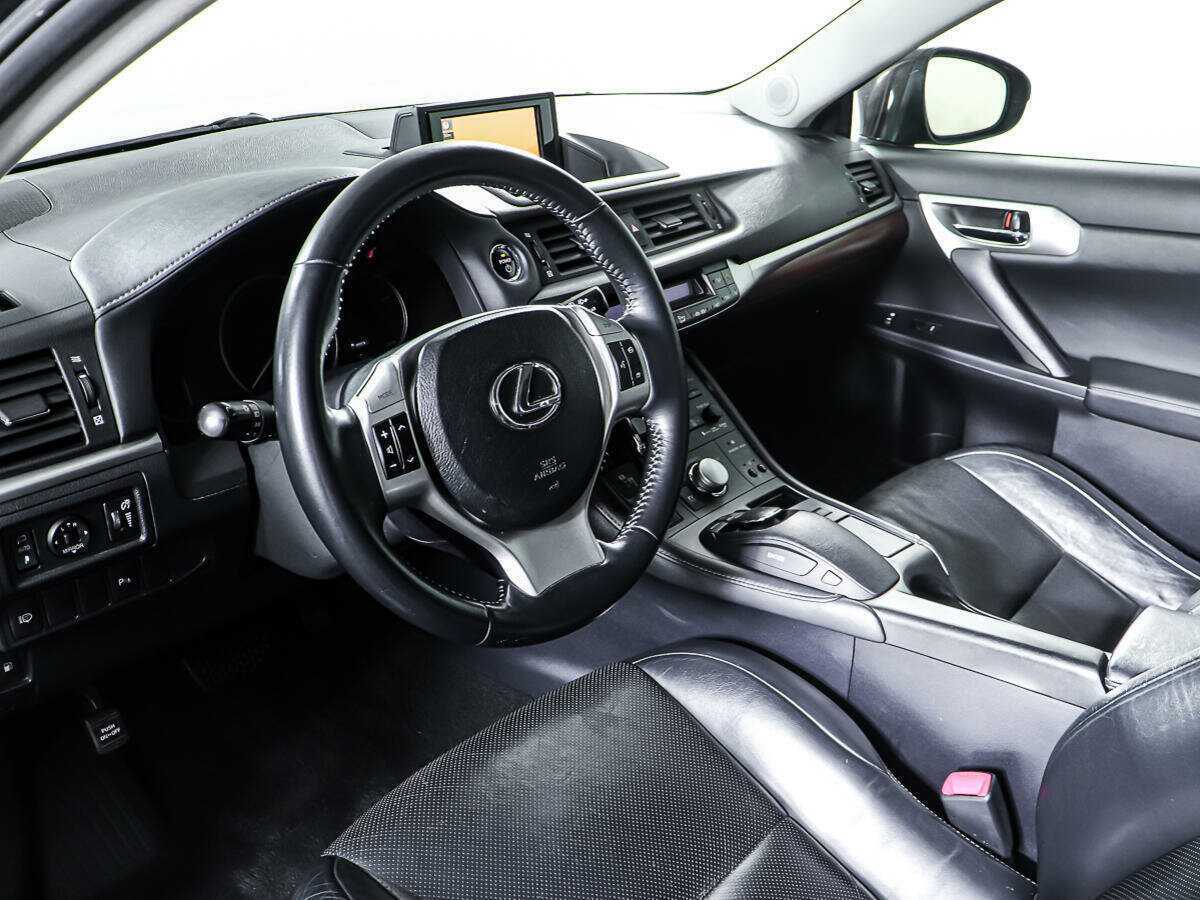 Lexus CT 200h, 2011 Фото №13
