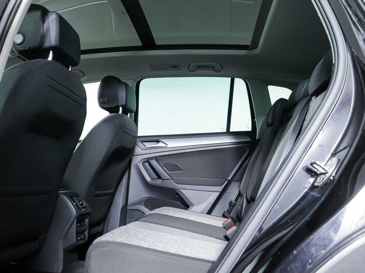 Volkswagen Tiguan, 2021 Фото №9