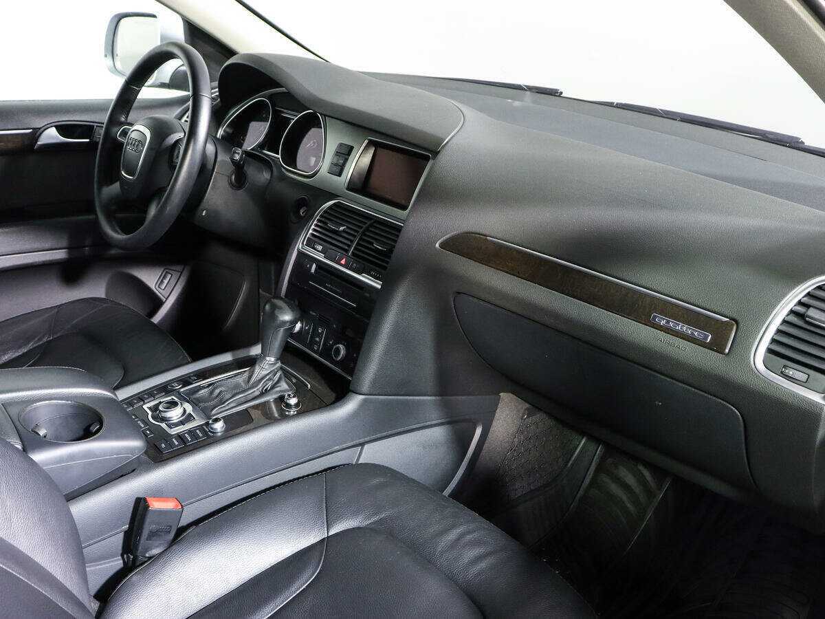 Audi Q7, 2010 Фото №9