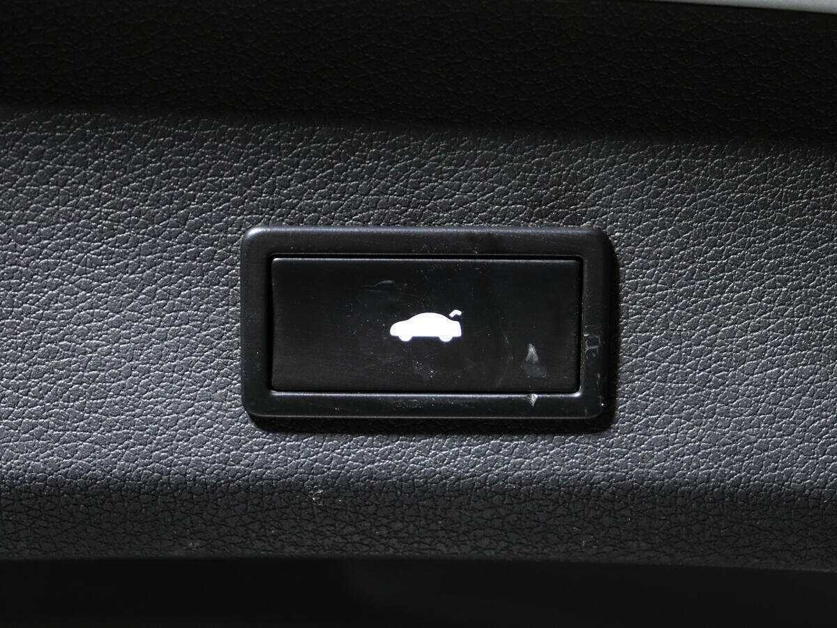 Audi Q7, 2010 Фото №18