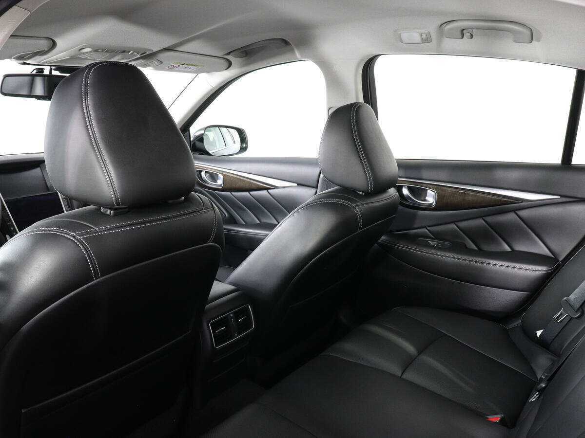 Infiniti Q50, 2017 Фото №12