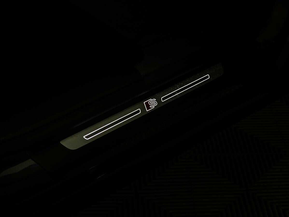 Audi Q8 55 TFSI, 2019 Фото №22