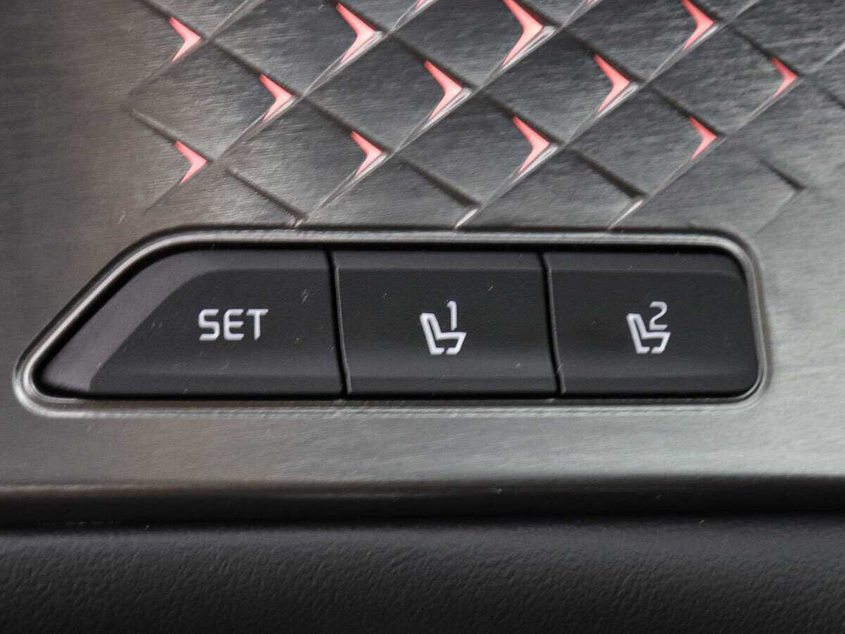 Kia Sorento, 2020 Фото №17