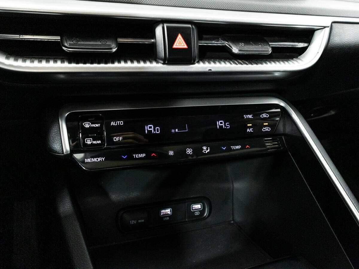 Kia K5, 2021 Фото №17