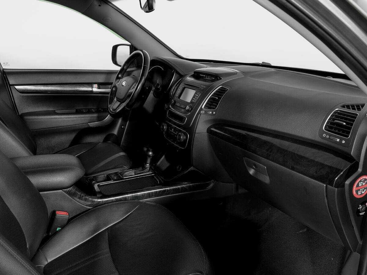 Kia Sorento, 2018 Фото №9