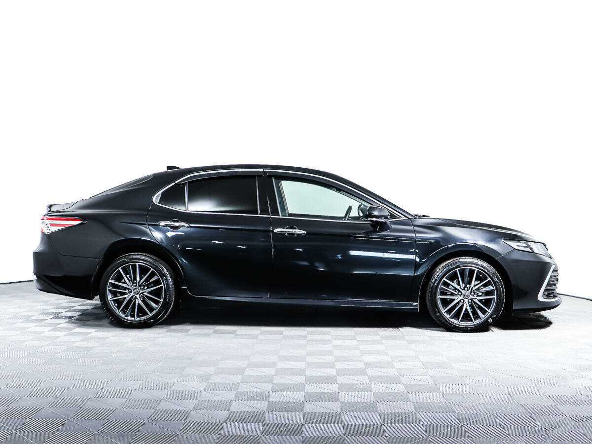 Toyota Camry, 2022 - 93 002 км. | Фото №2