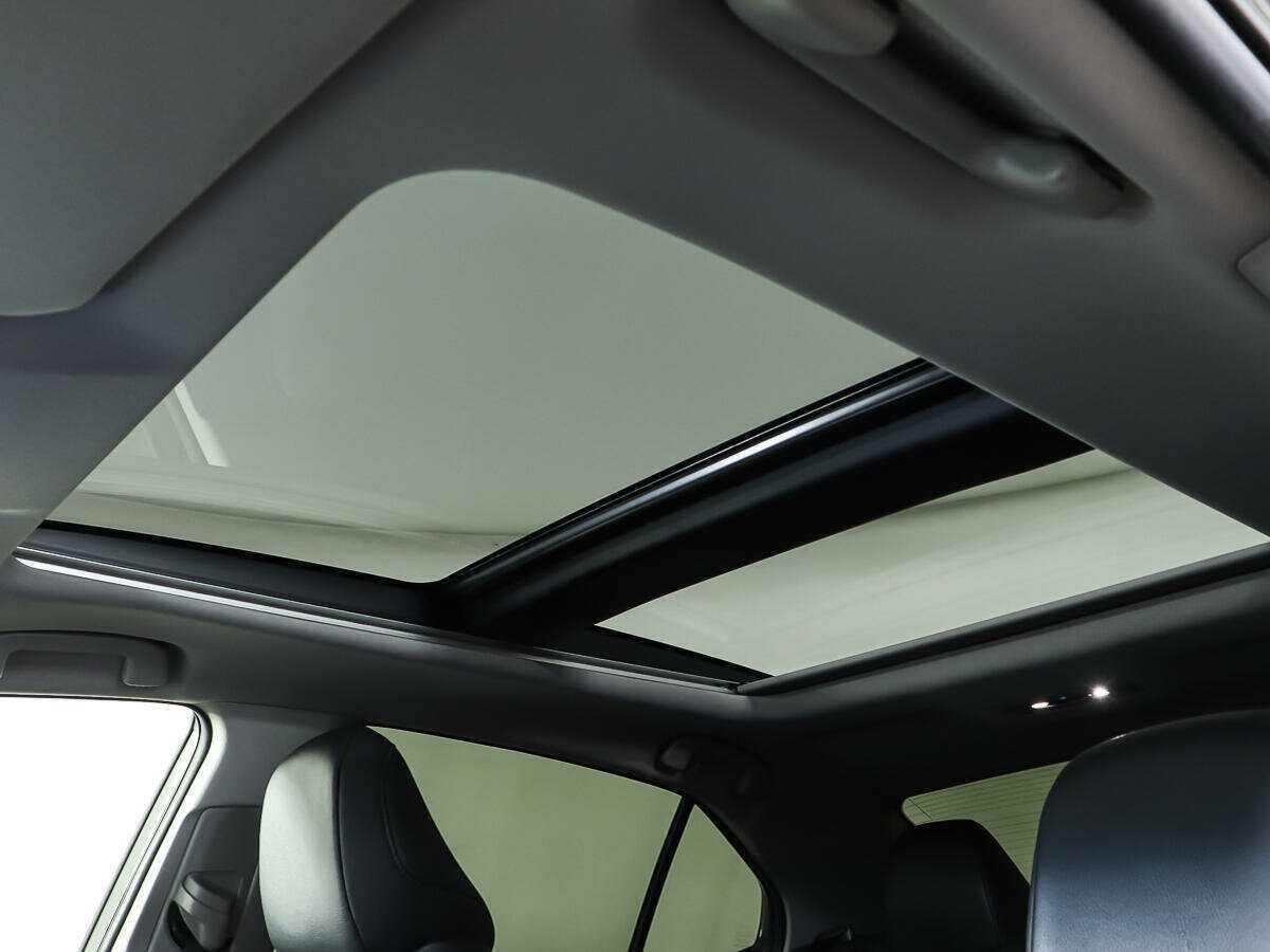 Toyota Camry, 2022 Фото №16