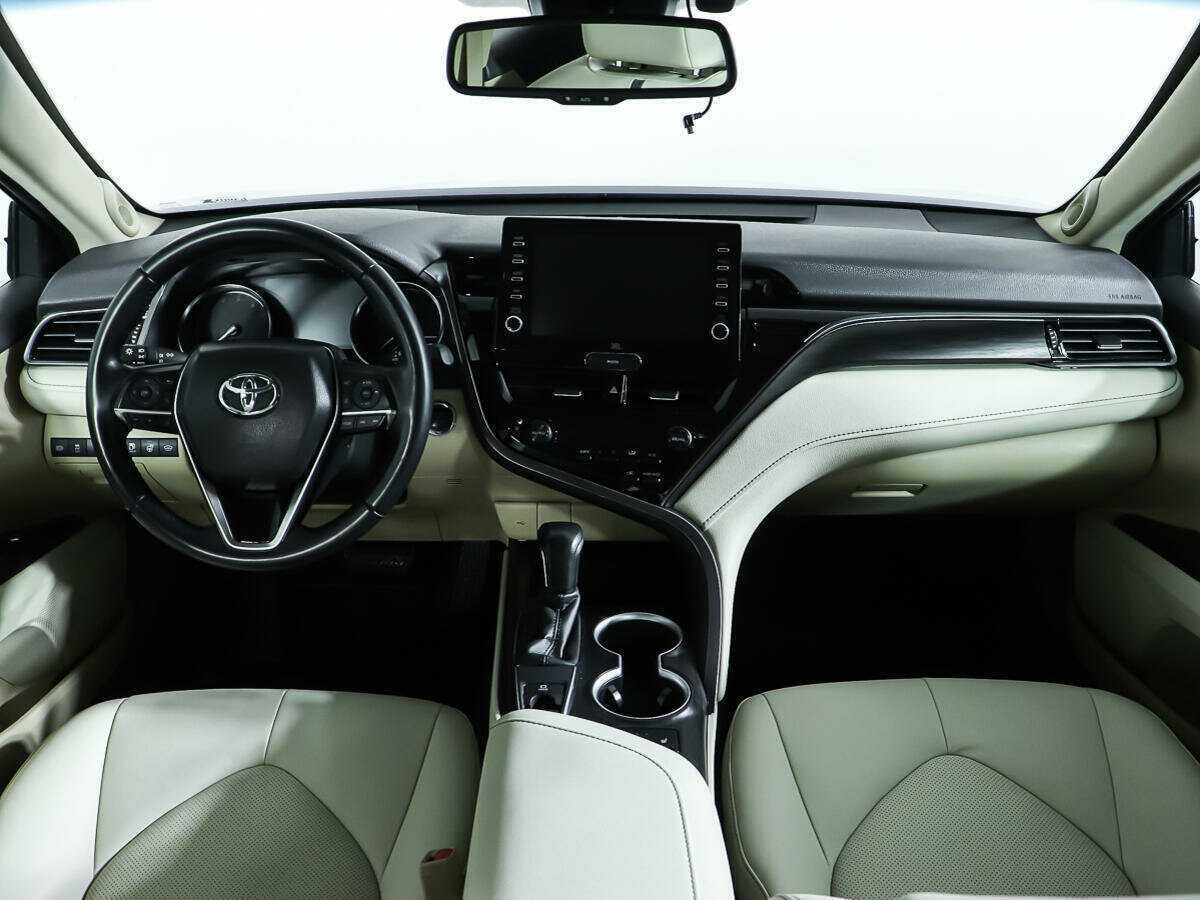 Toyota Camry, 2021 Фото №10