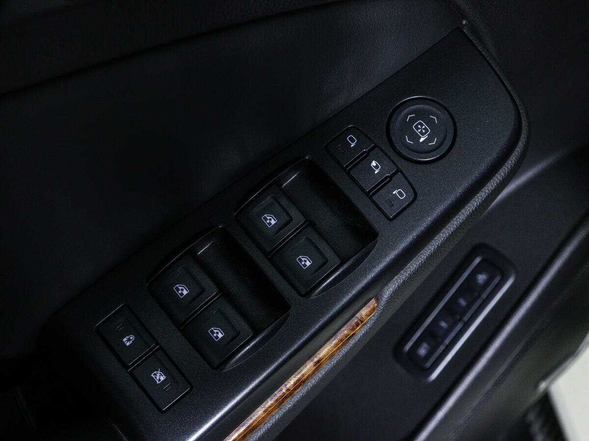 Chevrolet Tahoe, 2015 Фото №20