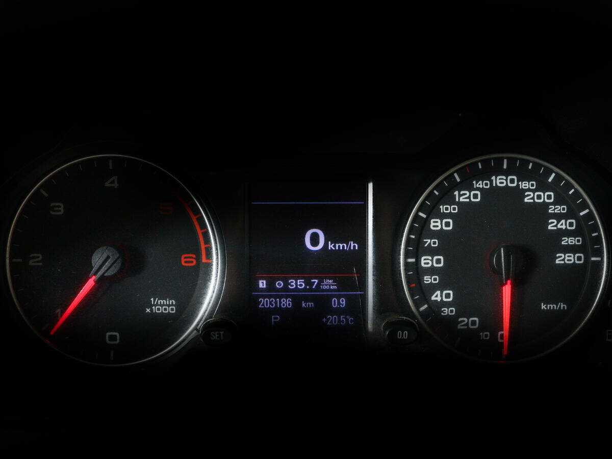 Audi Q5, 2010 Фото №11