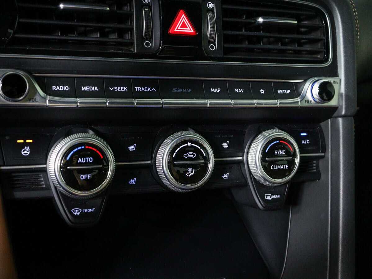 Genesis G70, 2018 Фото №29