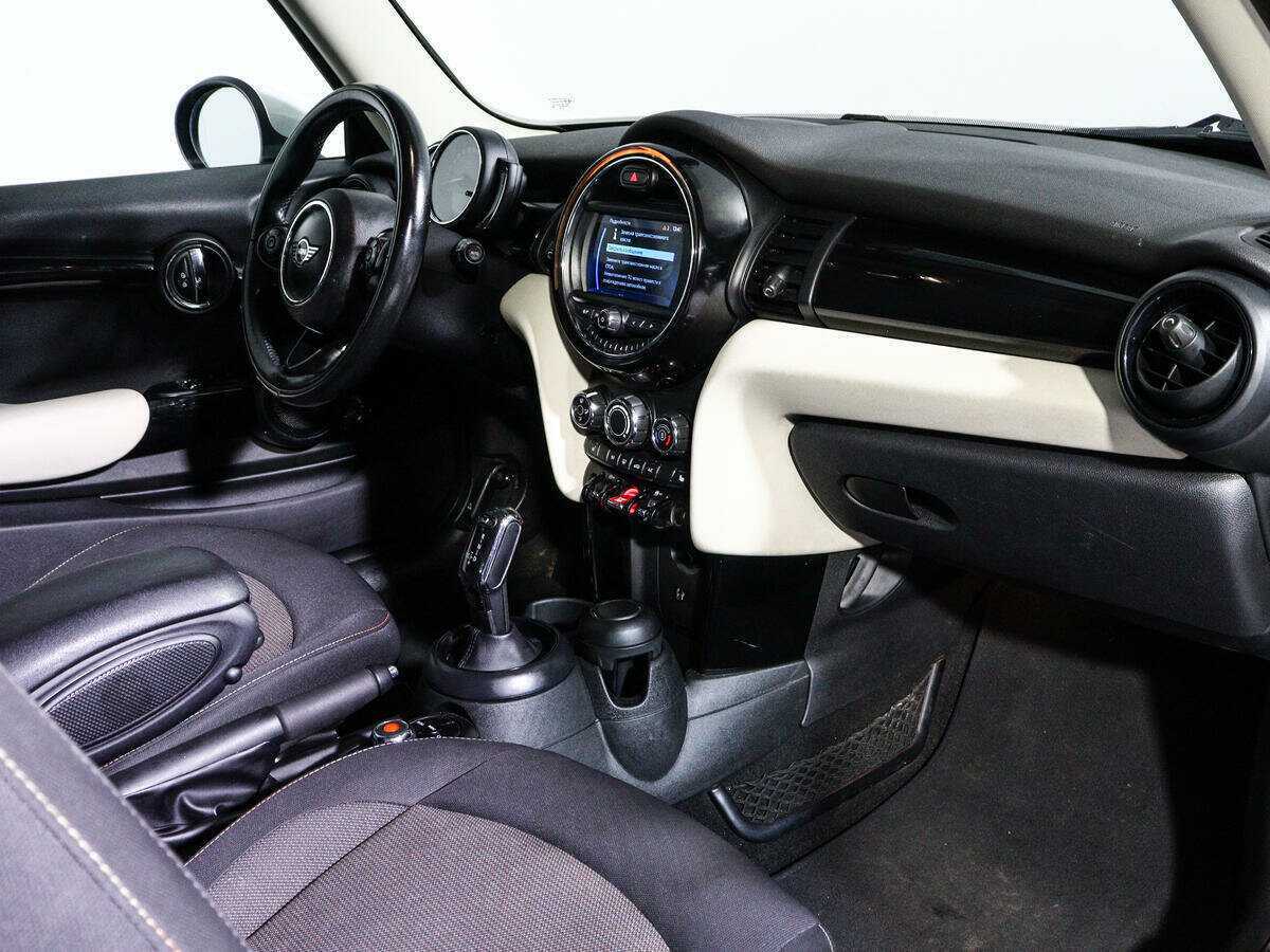 Mini Hatch Cooper, 2018 Фото №9