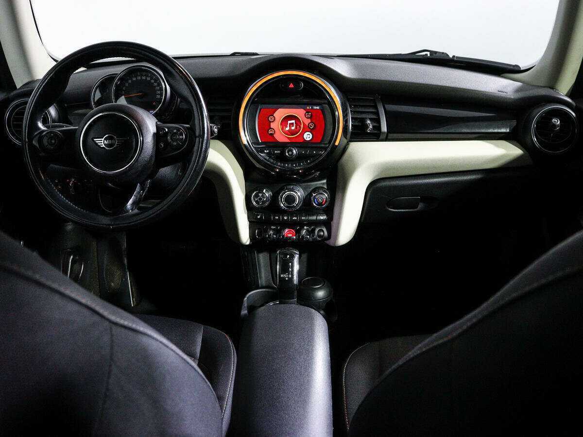 Mini Hatch Cooper, 2018 Фото №12