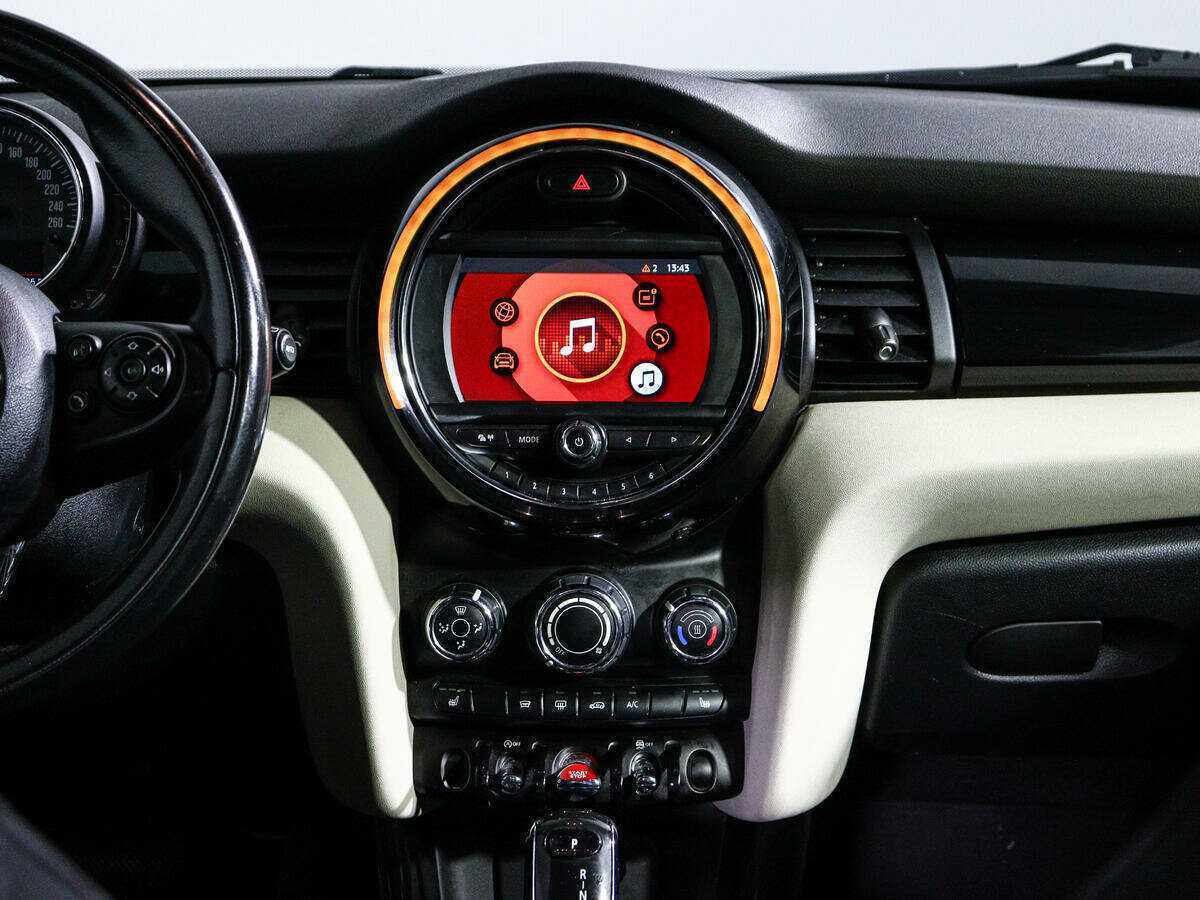 Mini Hatch Cooper, 2018 Фото №13