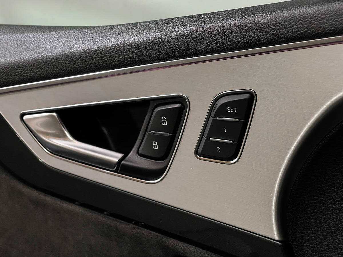 Audi Q7, 2017 Фото №14