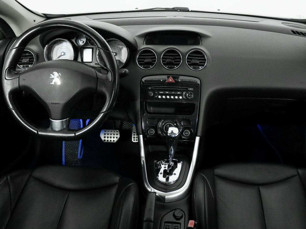 Peugeot 308, 2012 Фото №15